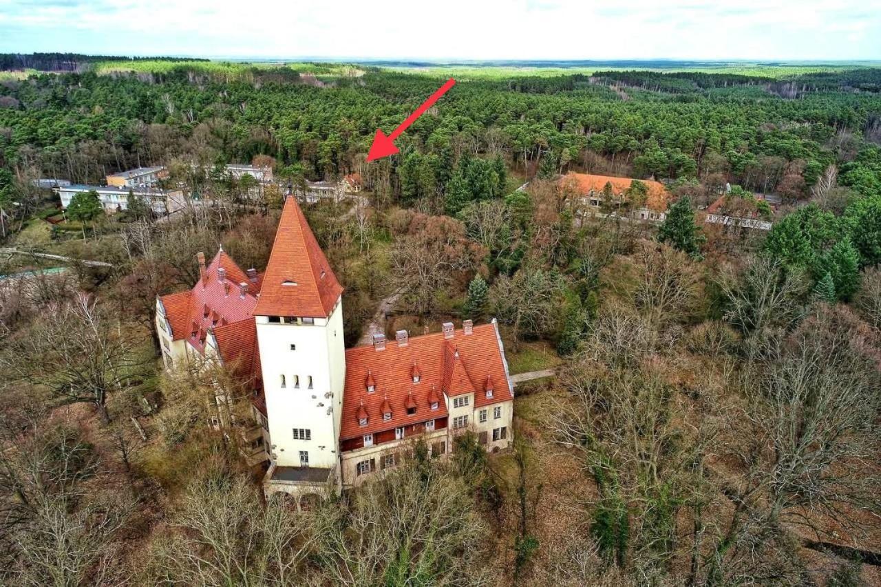 Zolty Domek Nad Jeziorem Любневіце Екстер'єр фото